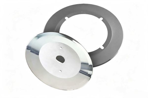 Tungsten carbide alloy slitting blade